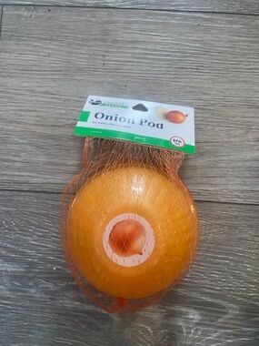 Onion Pod Storage Pod - Orange Mesh